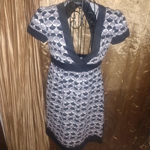 Wet seal open back top